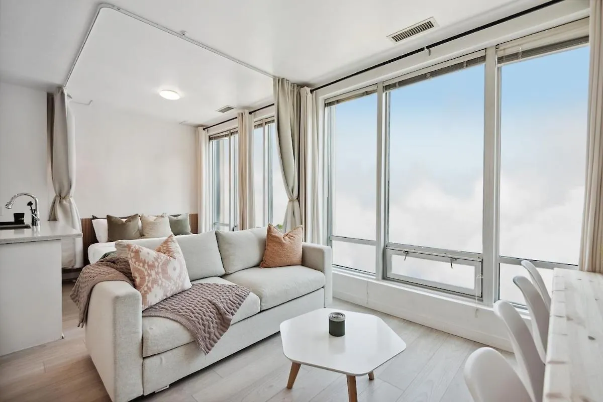 Sleeps6Ppl Robson Skytrain Downtown Vancouver